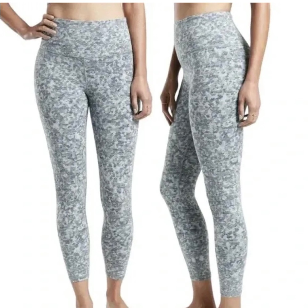 Athleta Elation Textured 7/8 Tight